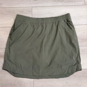Alaskan Hardgear Duluth Trading Skort Size 18  Breezeshooter Olive Green Golf